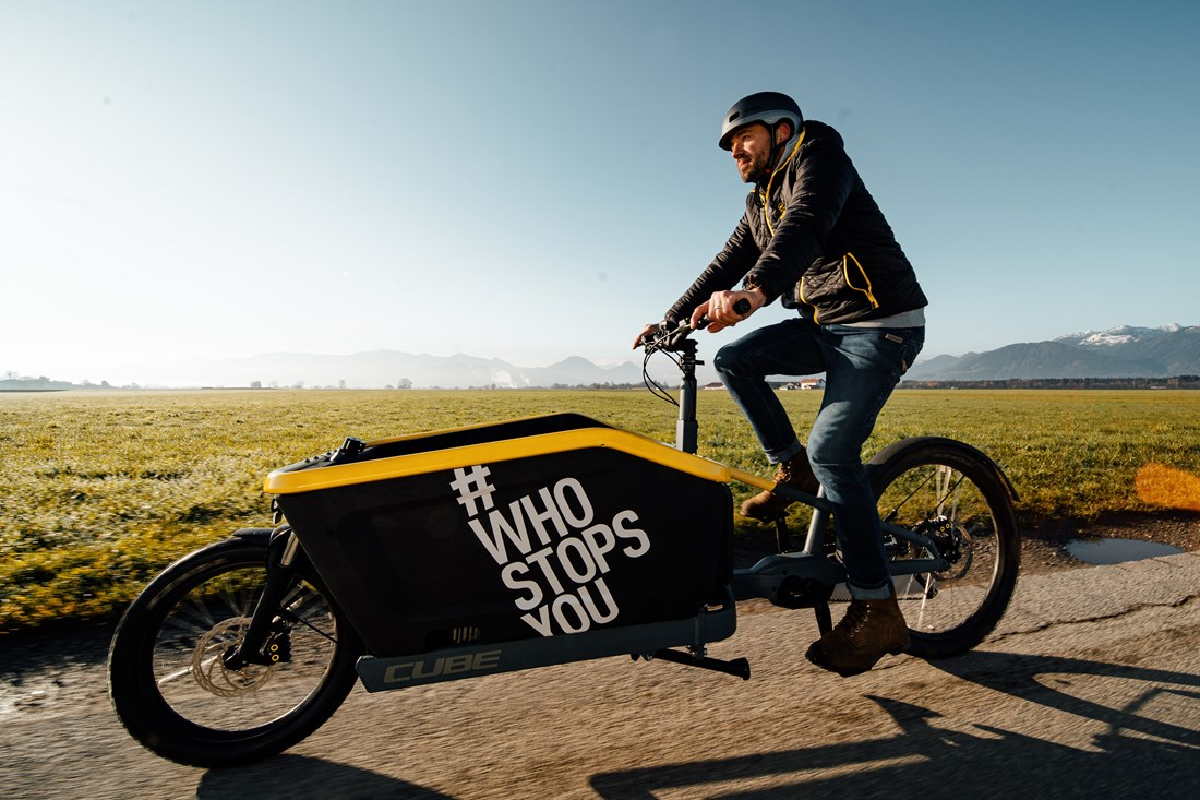 Bakfiets met Magura #who stops you logo